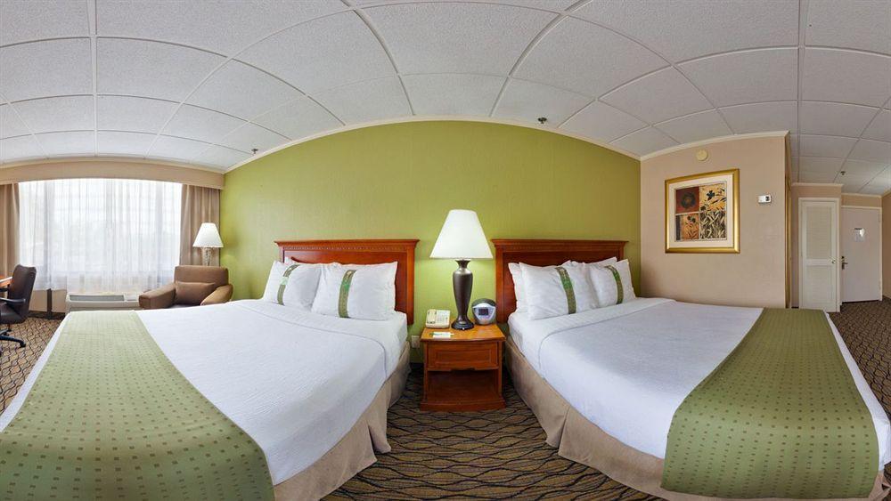 Holiday Inn Clark - Newark By Ihg Ngoại thất bức ảnh
